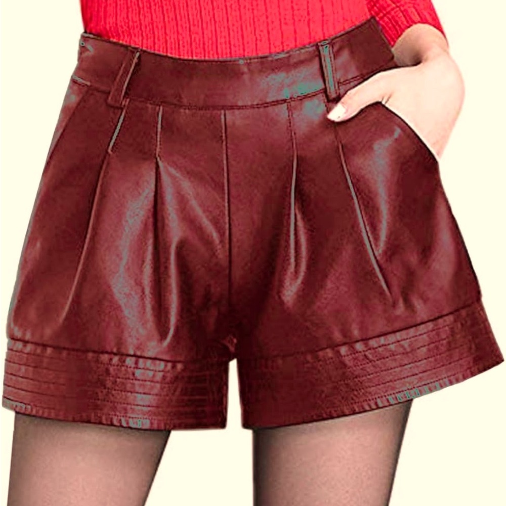 Y2K faux leather burgundy red shorts SzXL